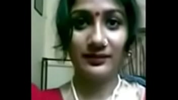 मोटे मम्मे वाली देसी बंगाली बहू