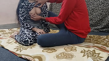 मोटे लंड से चुदती हुई पतली आंटी – हिंदी आवाज़ के साथ