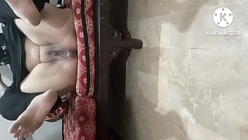 सुबह सुबह पाकिस्तानी देसी भाभी के साथ जंगली सेक्स