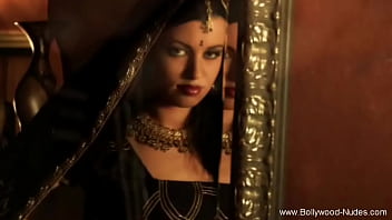 भारत की कामुकता में सुख और मोहक आनंद का अनोखा संगम