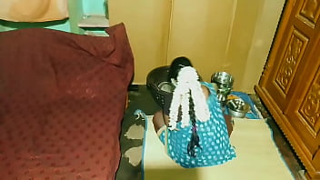 भारतीय तमिल बीवी का रसीला सेक्स