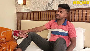 गर्म चाची को चाहिए जवान लंड, बड़ा डिक, कड़क सेक्स की भूखी चाची देसी लड़के के साथ जंगली चुदाई