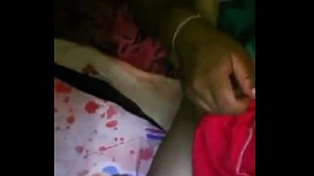 तमिल बीवी का गुप्त अफेयर – पति के पीछे से मचा रही है धाँसू मज़ा