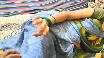 गर्म भारतीय बीवी का दोस्त के साथ चोरी-छुपे सेक्स का मजा