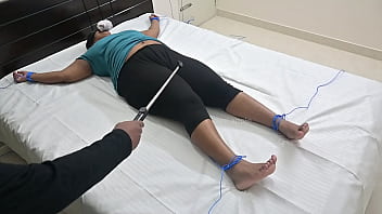 तमिल लड़की के साथ कामुक बीडीएसएम का मज़ा